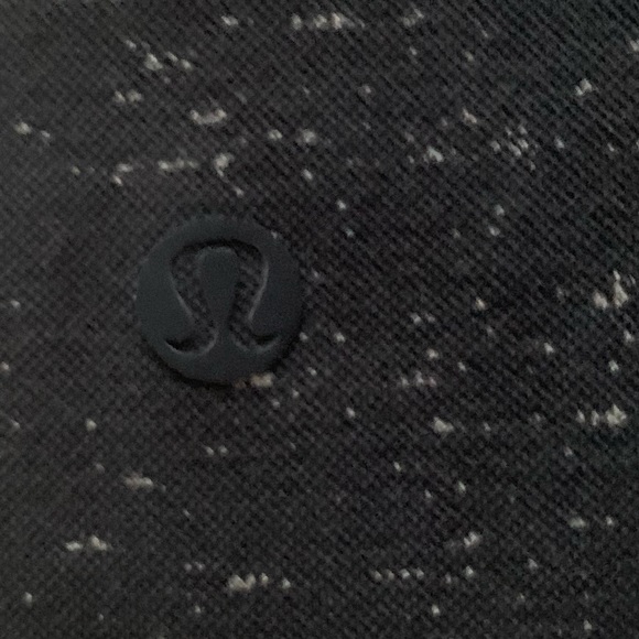 Lululemon Free To Flow - Picture 3 of 4